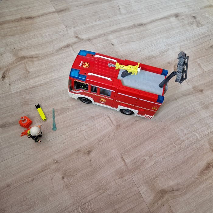 Playmobil 9464 straż pożarna wóz strażacki światło dźwięk