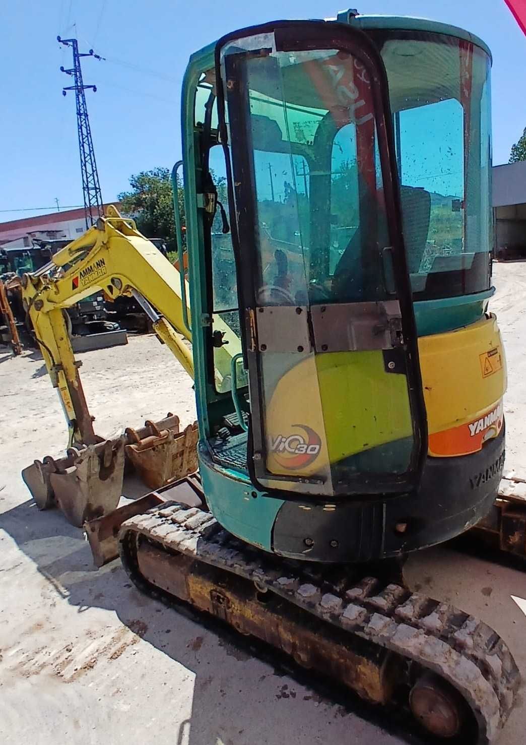 Yanmar Vio 30 mini escavadora de rastos 3t