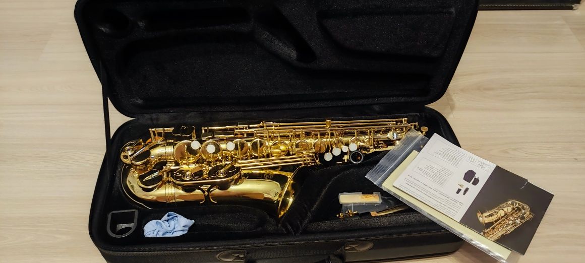 Saksofon altowy Jupiter Jas 700q