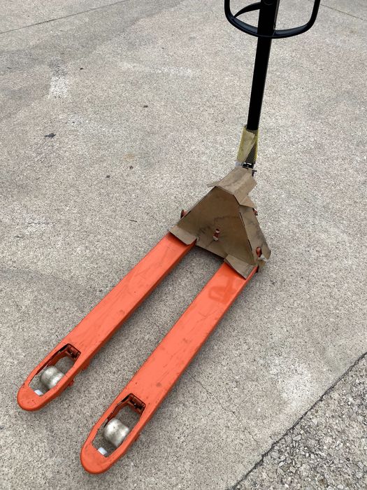 Porta Paletes novo Toyota BT Lifter LHM230 de 2300Kg