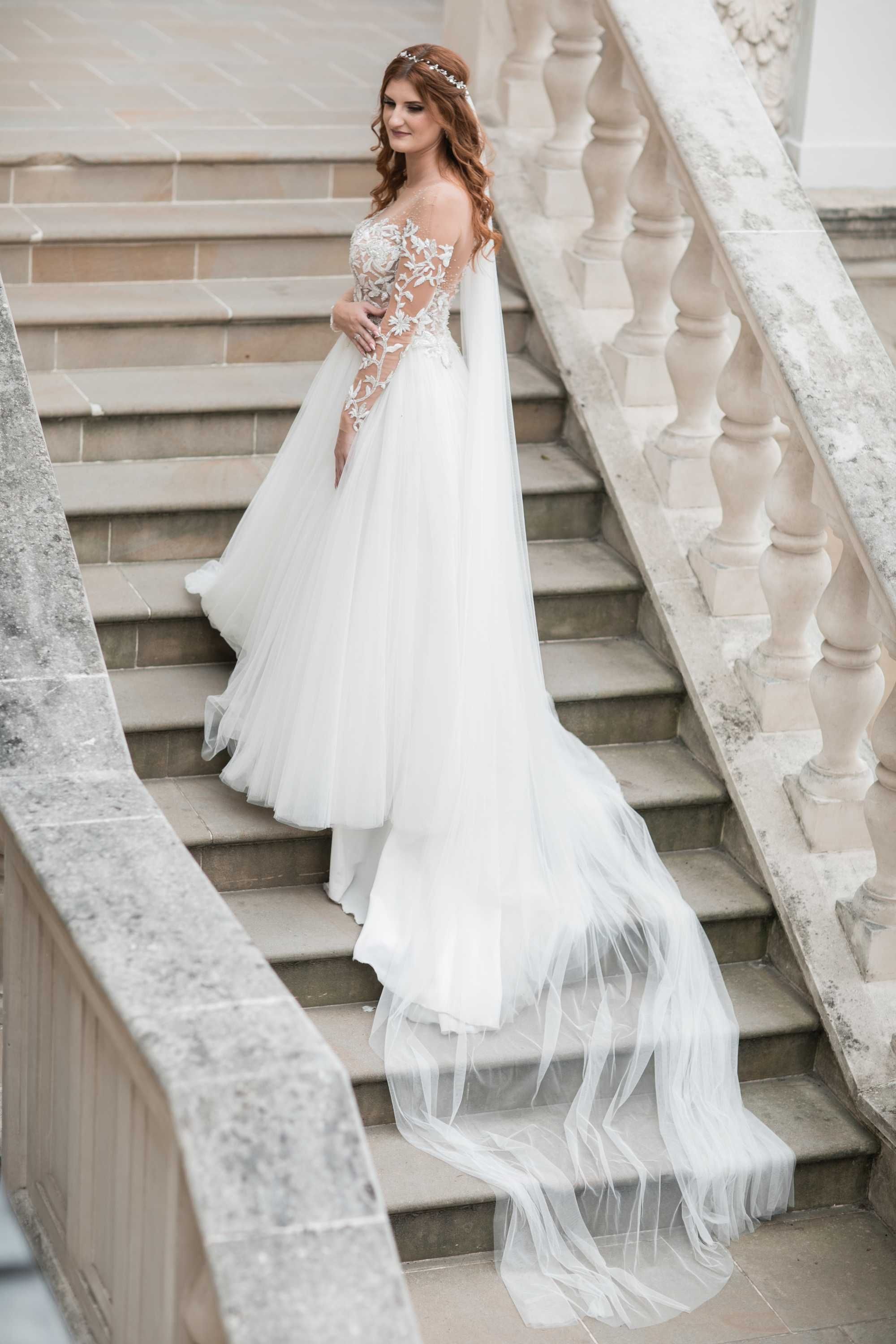 Suknia ślubna,  model Paris
