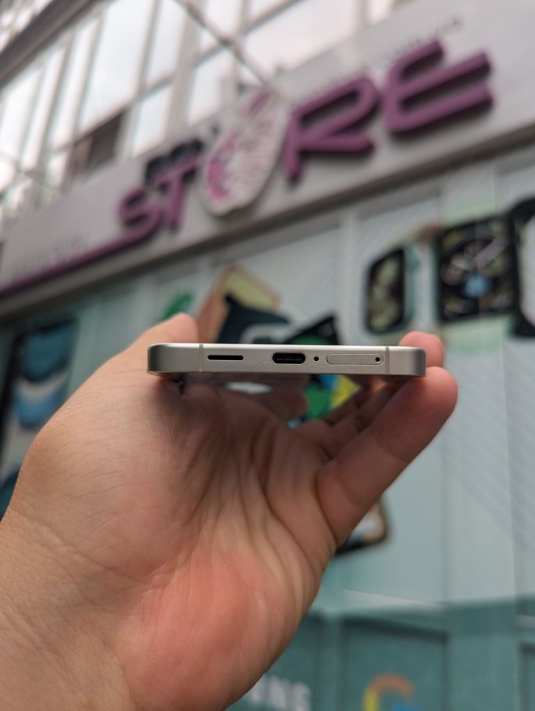 Samsung s24 plus 256gb. Як Новий!