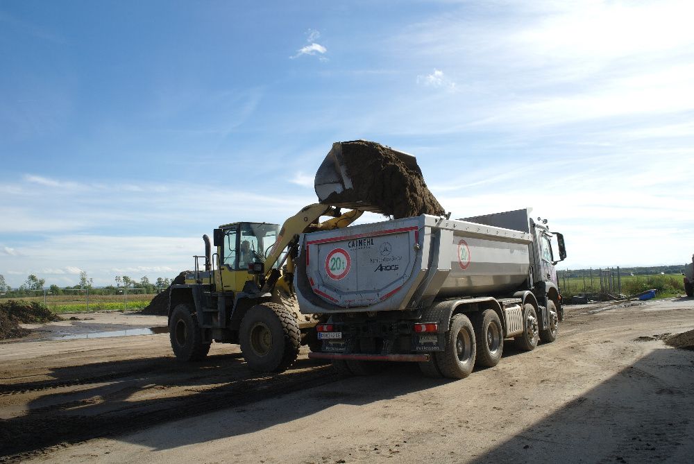 20 TON PIĘKNA Ziemia do zakładania trawników humus Dostawa ŚLĄSK