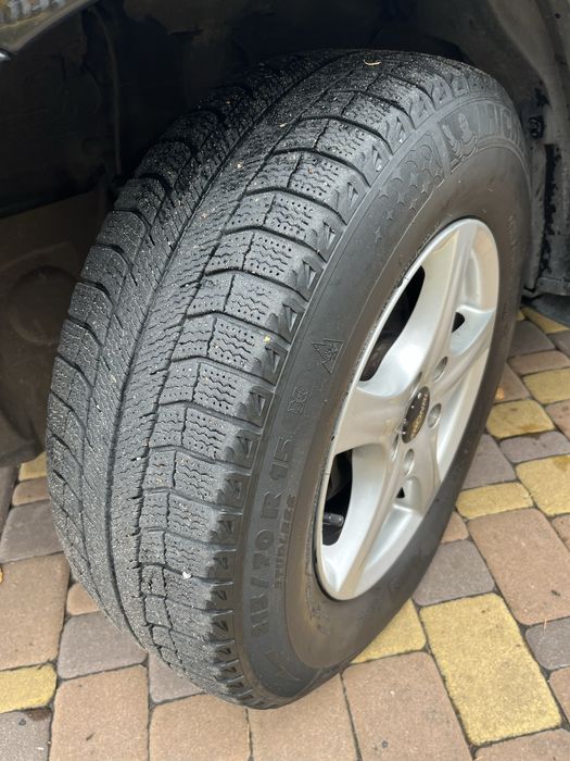 Продам ніссан X-TRAIL 2004 року газ/бензин автомат в ідеальному стані