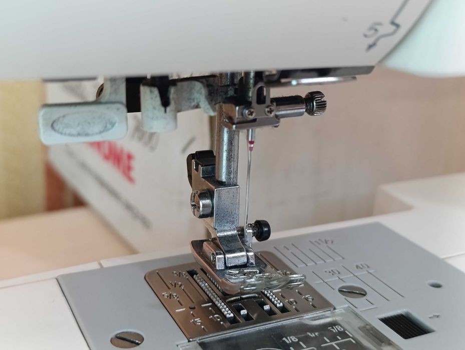 Швейна машина Janome Quality Fashion 7600 побутова