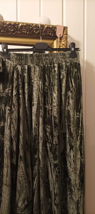 Komplet damski bluza koszulowai szerokie spodnie , welurowy, khaki.