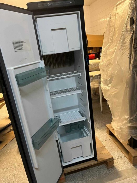 Frigorífico Caravana e autocarava de 150 Litros - 2 portas
