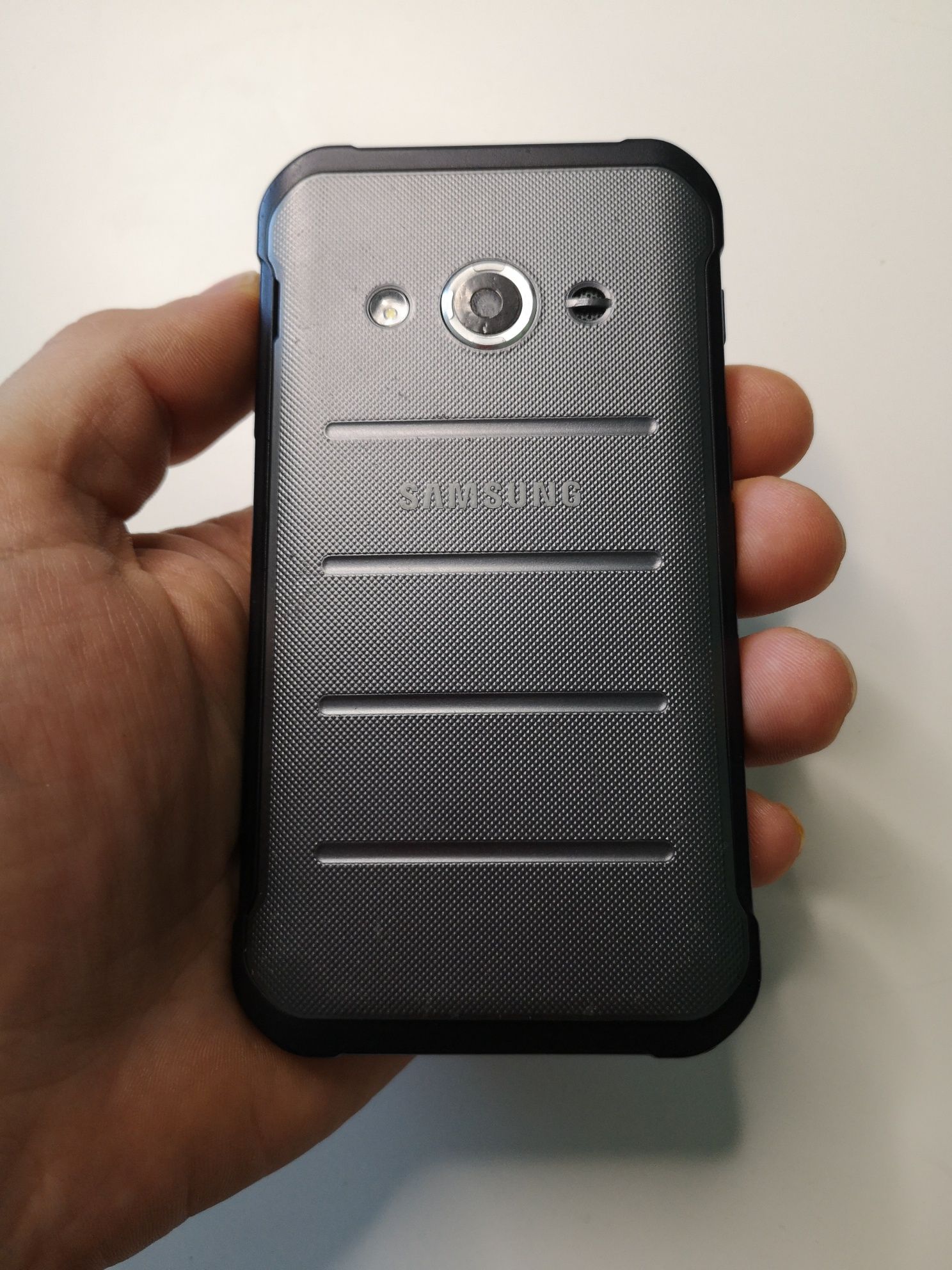 Захищений Samsung Galaxy Xcover 3 Самсунг гелегсі
Samsung