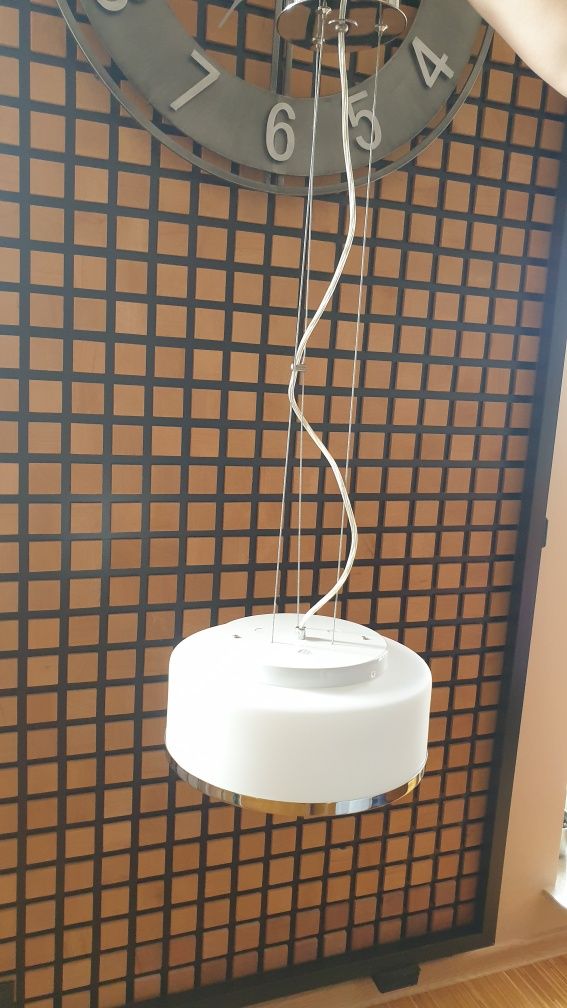 Lampa wisząca Itallux Loris 
Gratis 2 żarowki led