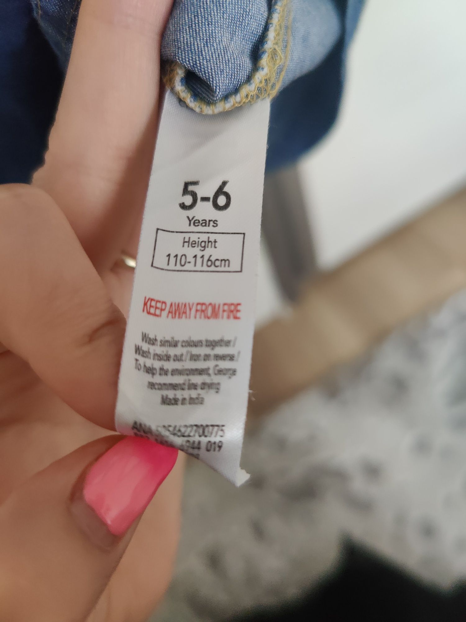Sukienka z długim rękawem firmy George 110/116