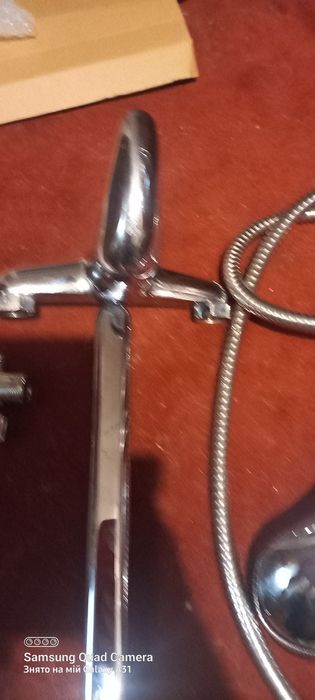 Змішувач у ванную