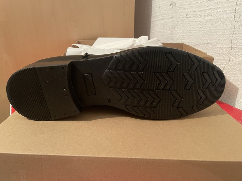Buty wyjsciowe 28,5
