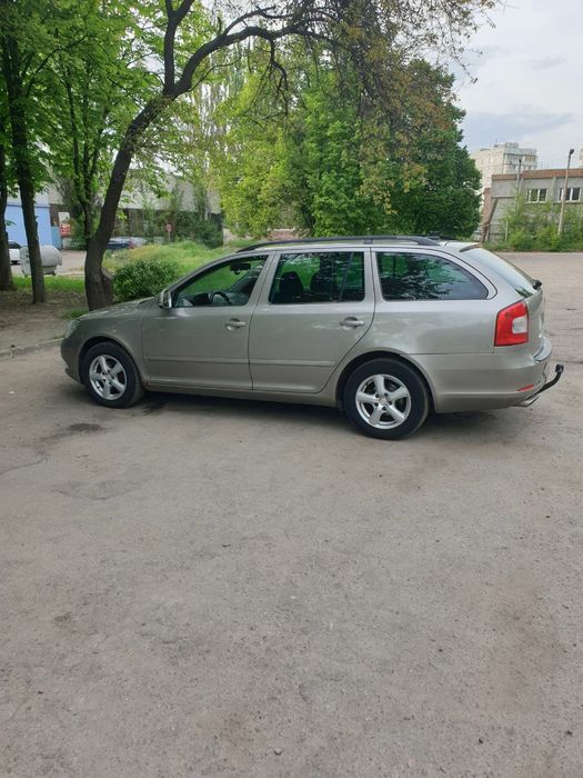 Продам Skoda Octavia 1.6 дизель dsg7 2012р