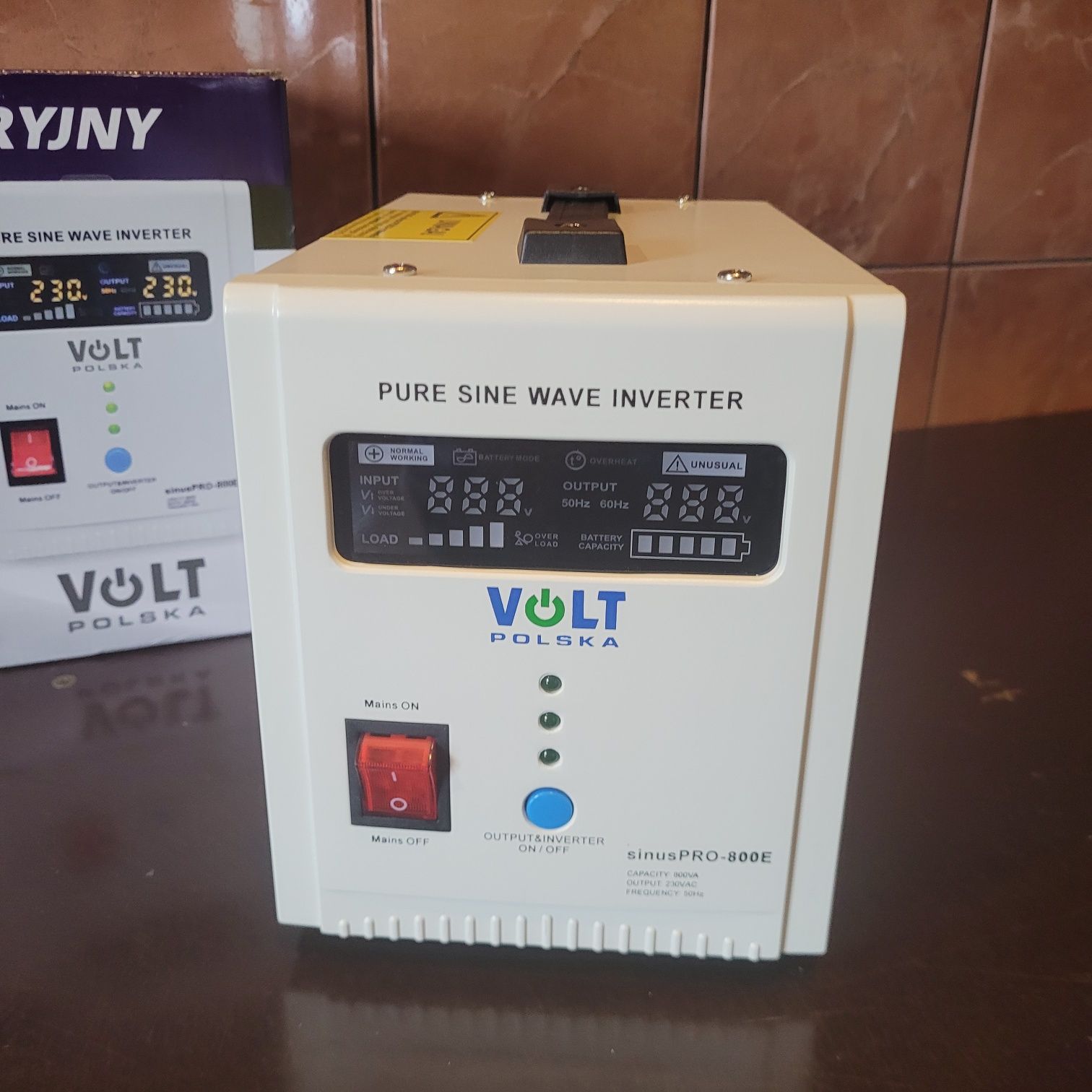 Інвентор, джерело безперебійного живлення VOLT sinus PRO 800E