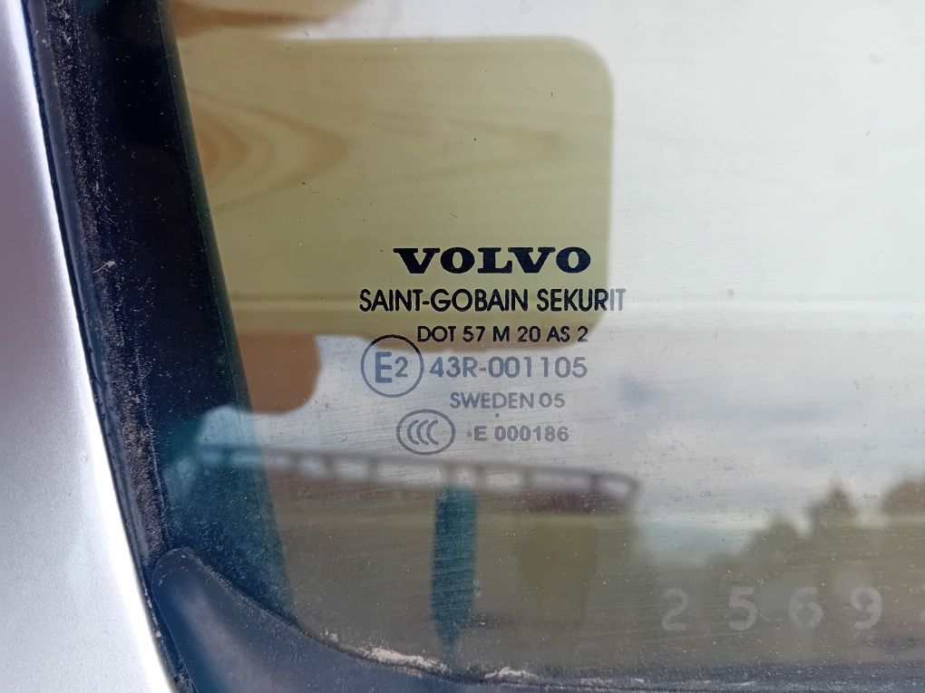 Sprzedam drzwi do volvo