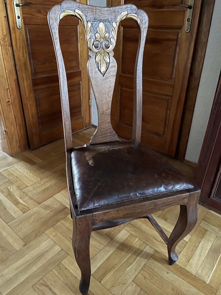 Antyki dwa krzesła XIX po częściowej renowacji