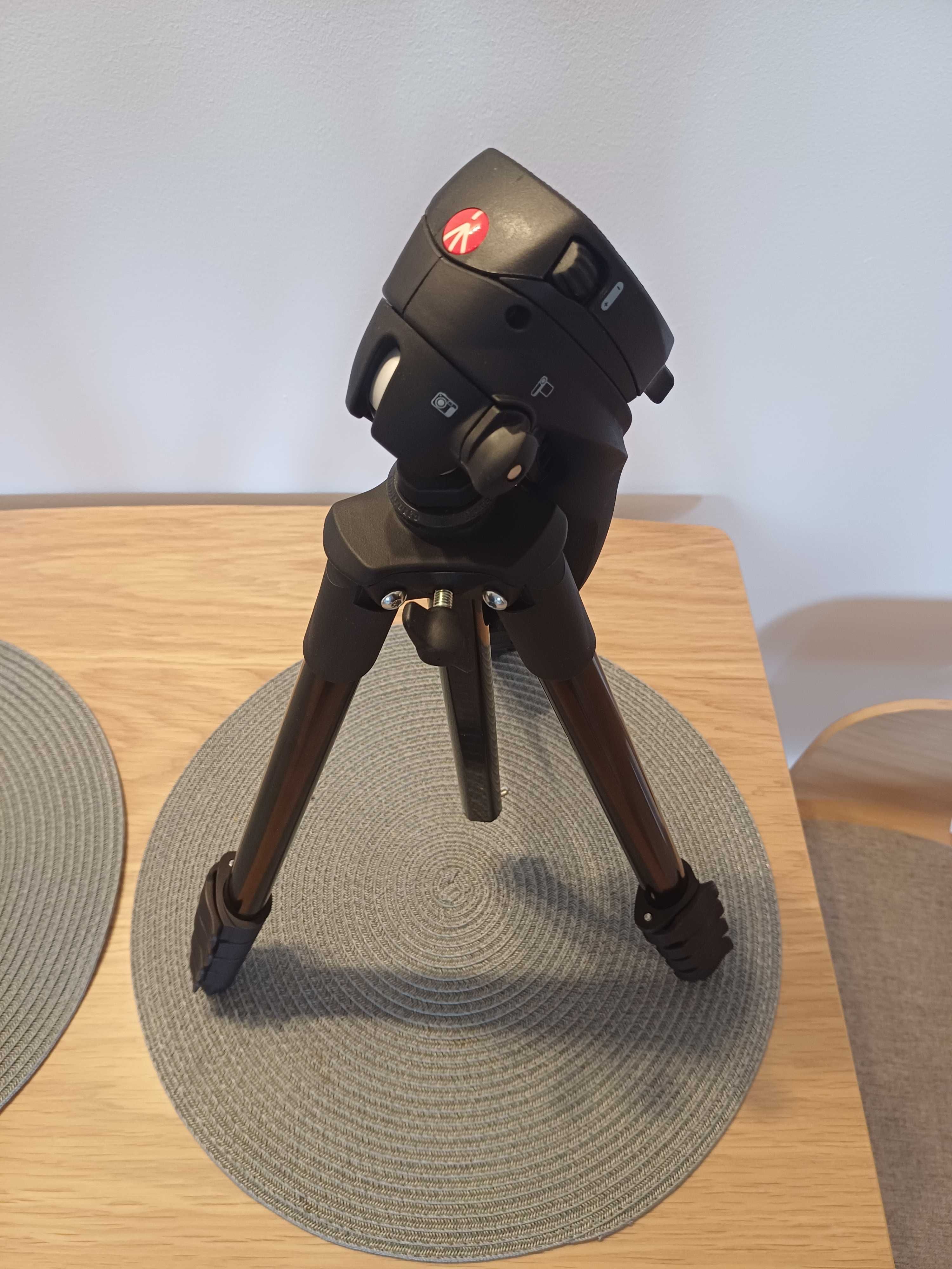 Statyw Manfrotto compact action 5 sekc. czarny MKCOMPACTACN-BK