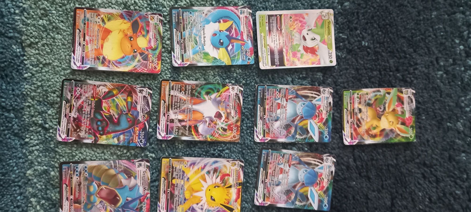 Carta pokemon Vmax