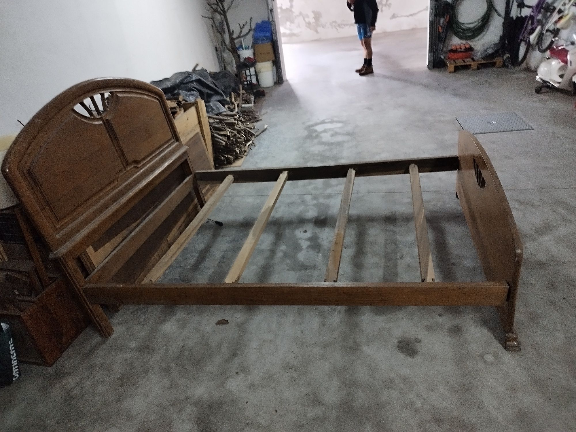 Cama de casal 1,40x190