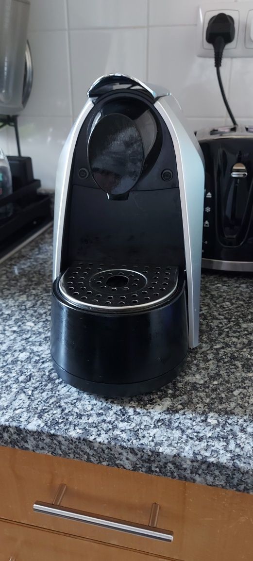 Máquina de café kaffa como nova