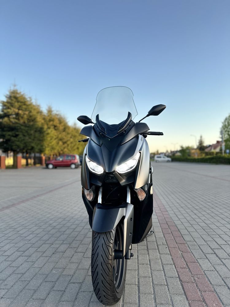 Yamaha X-max 125