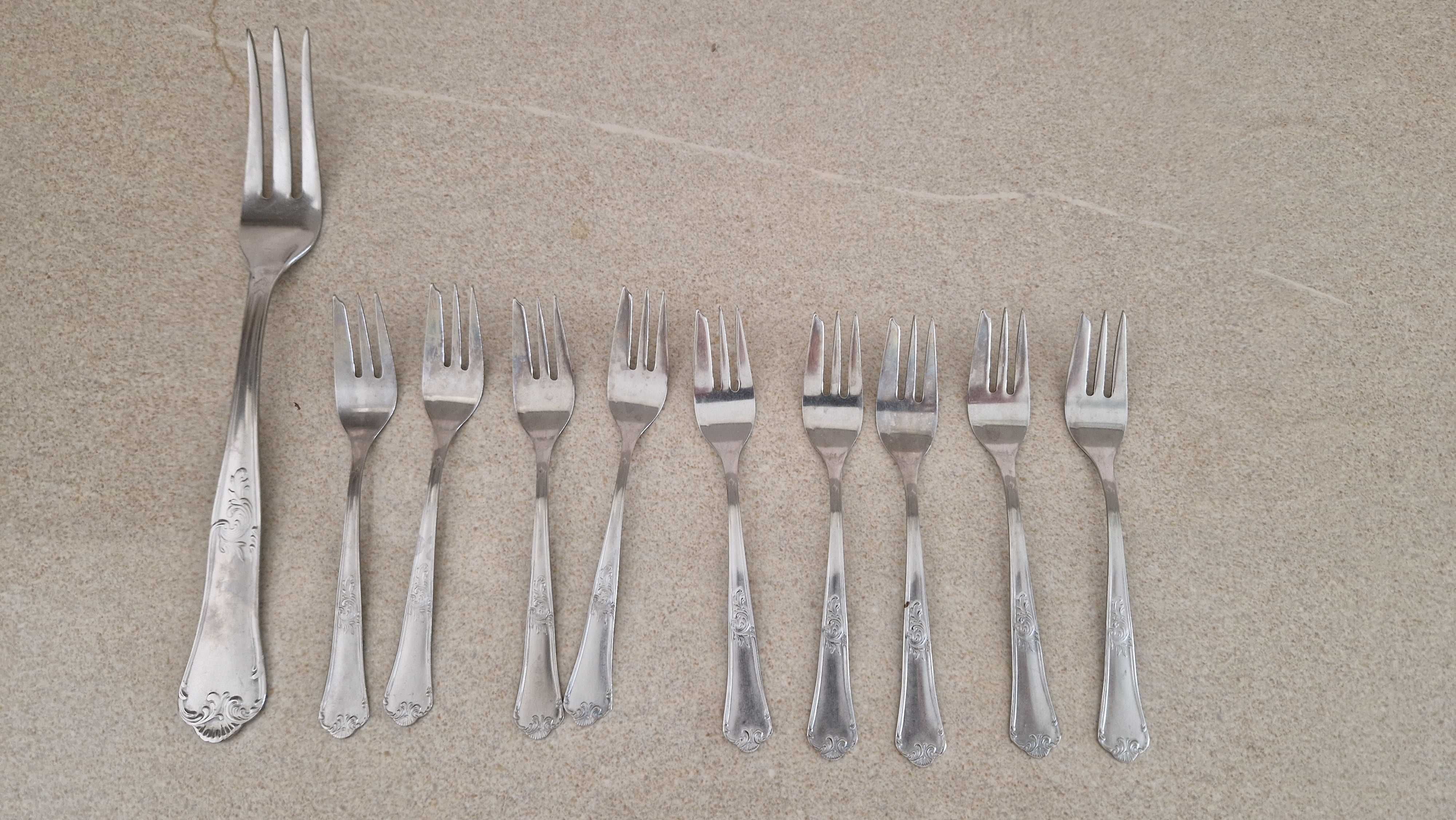 Conjunto 9 garfos pequenos e 1 grande para sobremesa - Mafil Cutlery