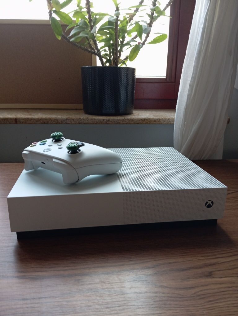 Xbox one s 1tb + dużo gier