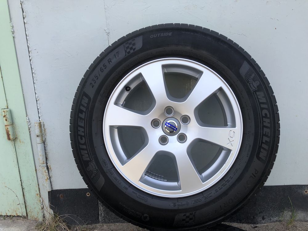 Диски Volvo xc 60 5х108 17, резина 235/65 r18