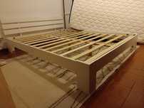 Cama de casal (160x200 cm) c/ cabeceira - pinho branco