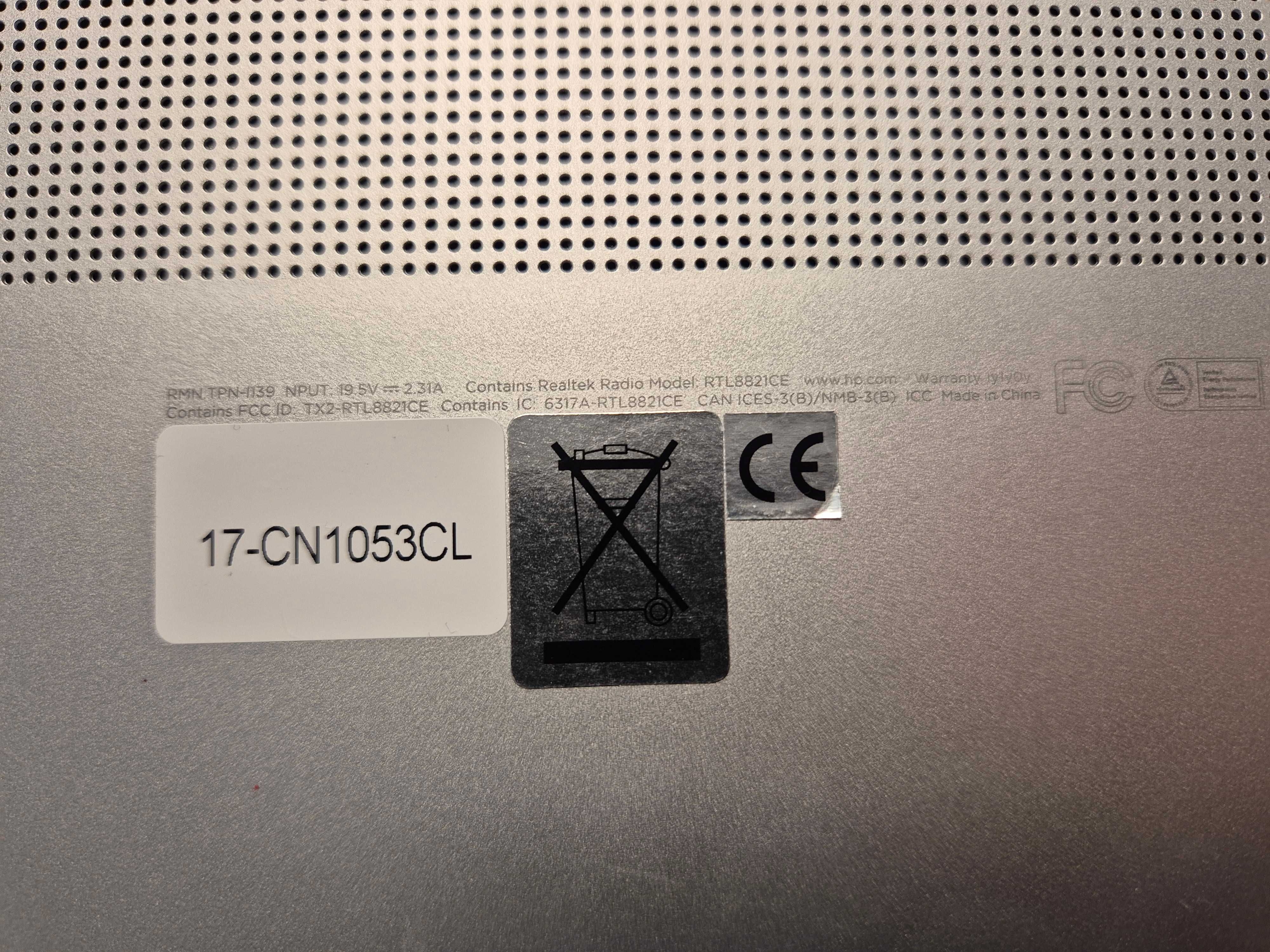 Laptop HP 17-cn1053cl  i5/12 GB /256 SSD W11  17,3"