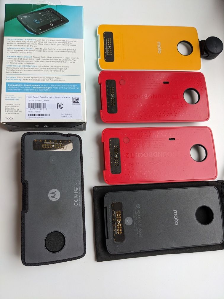 Комплекти Moto Mod: Projector, JBL, Kate Spade Wireless, Gamepad