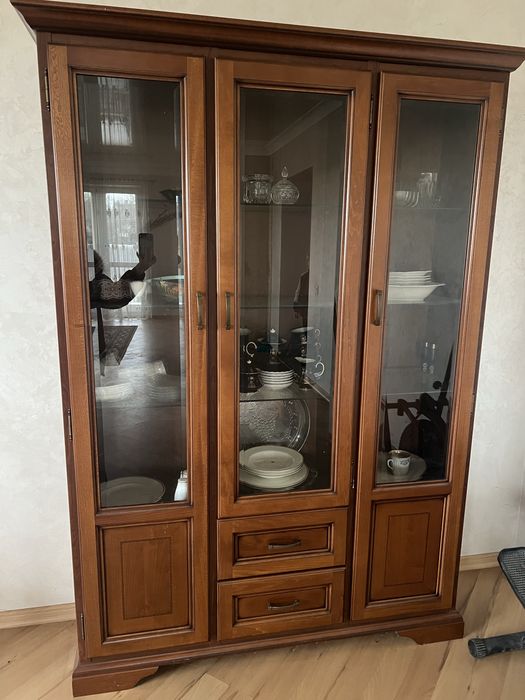 Продам комод з натурального дерева