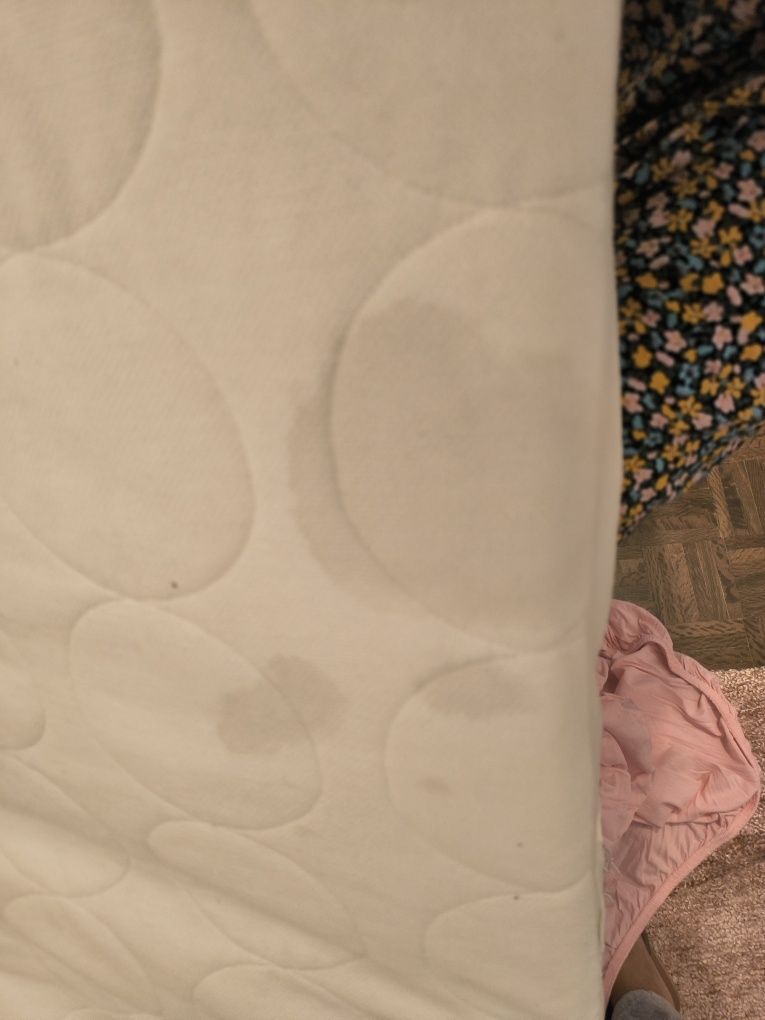 Berço bebe ikea.