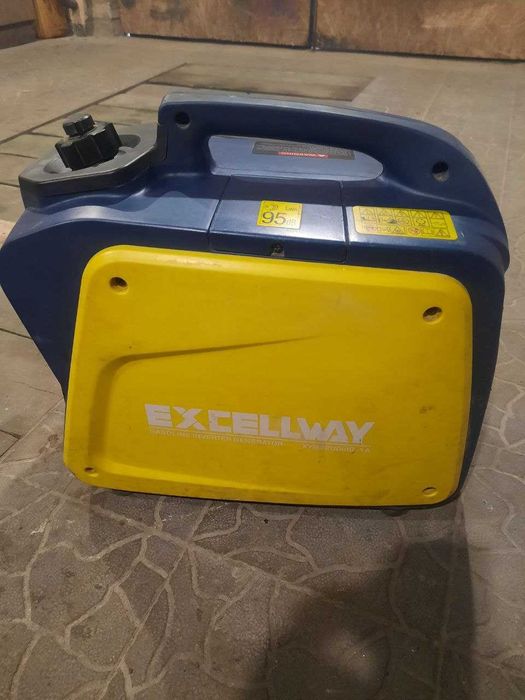 бензогенератор инверторный 2.2квт  б/у