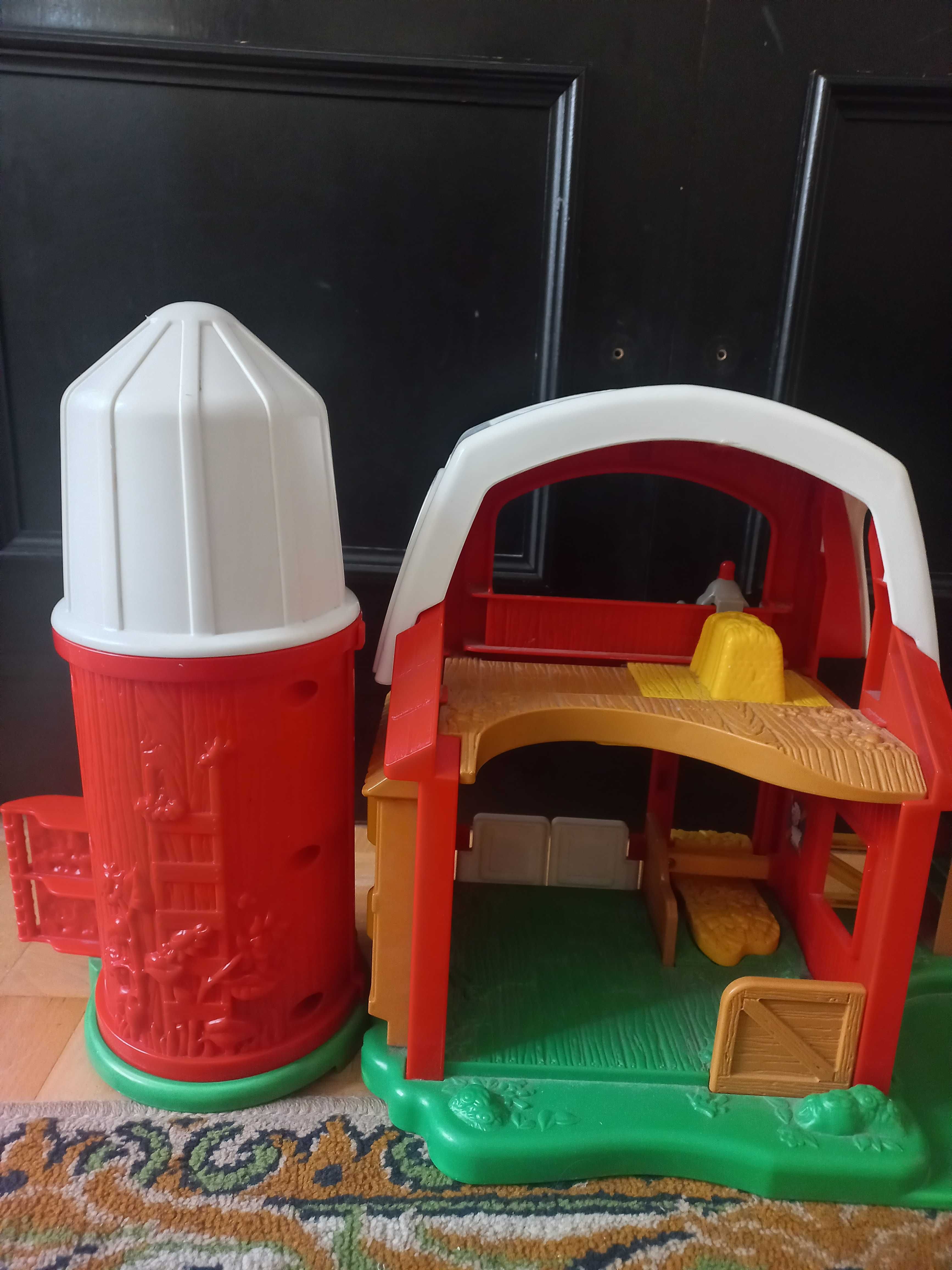 Farma duża Fisher Price z wieżą