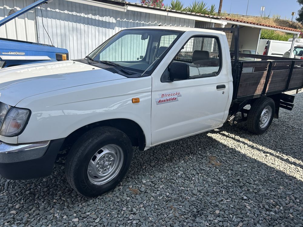 Nissan D22 3 lugares