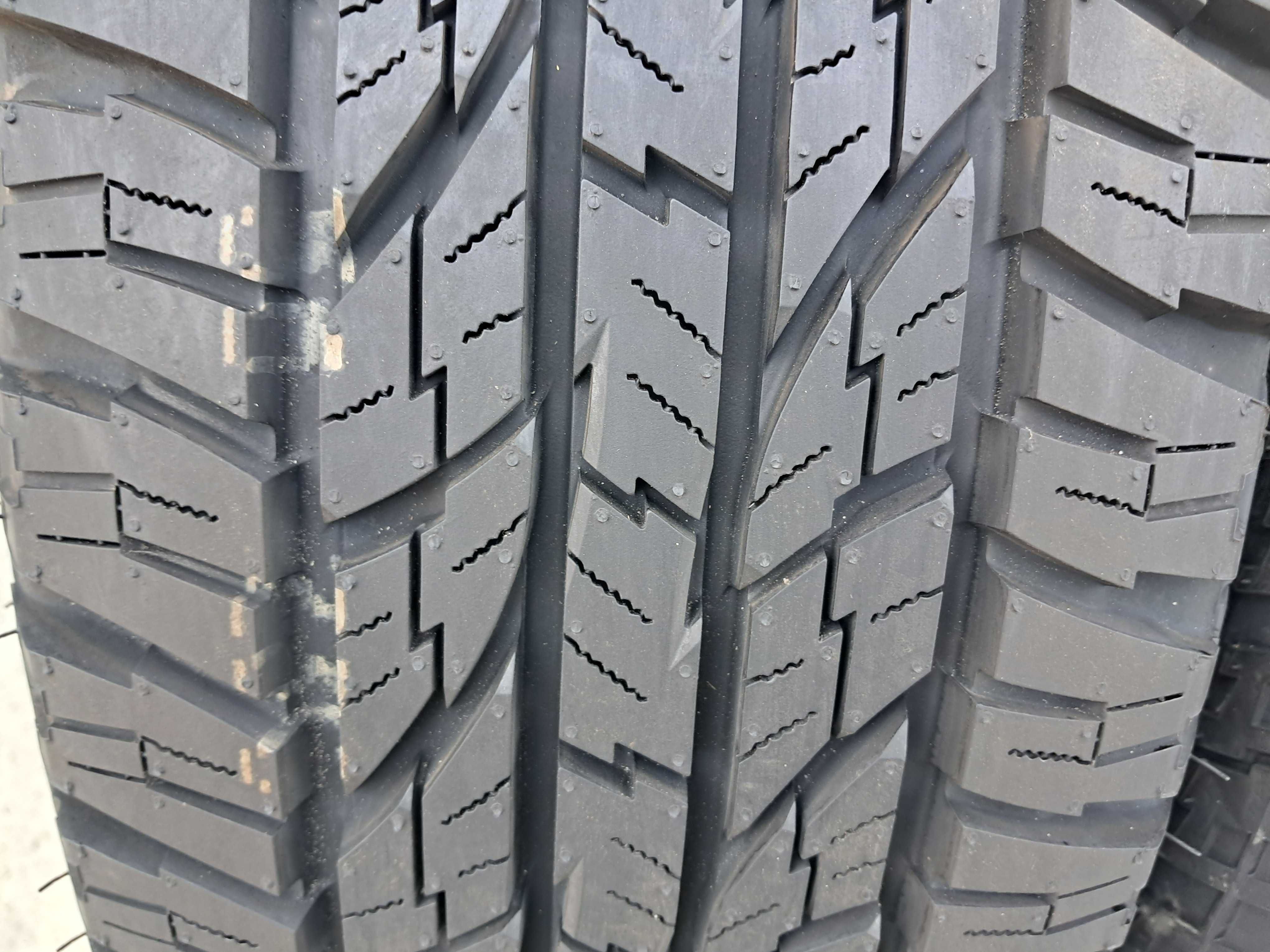 Резина всесезонна, НОВА, 255/70 R16 Yokohama Geolandar A/T G015