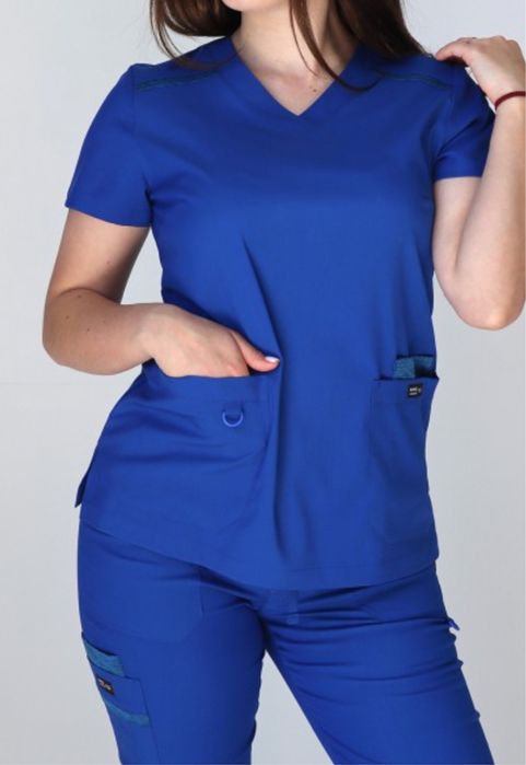 Медичний костюм LİVSİ у кольорі електрик