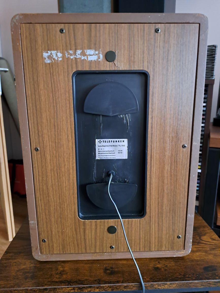 Telefunken TL700 kolumny