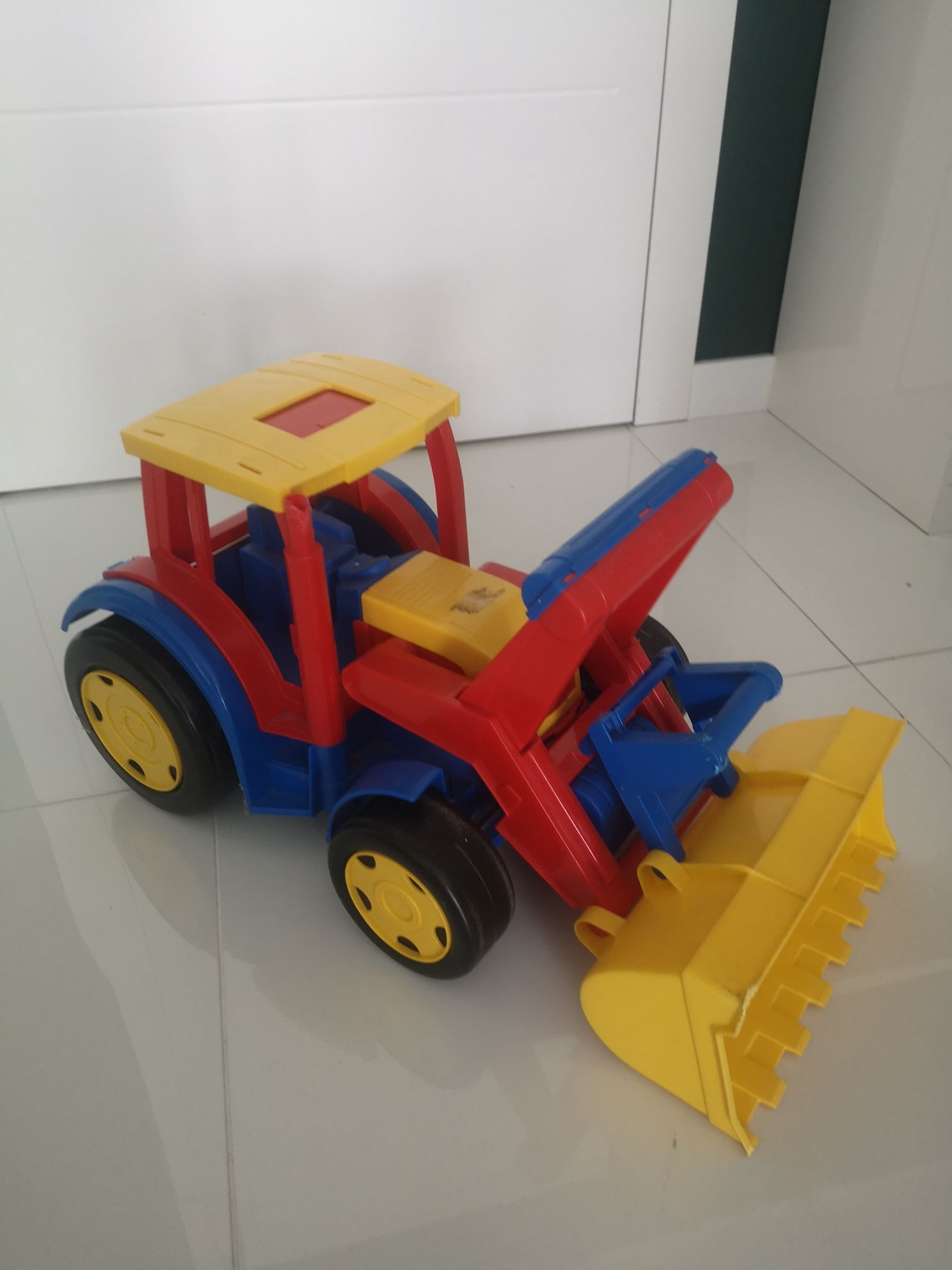 WADER GIGANT ZESTAW: ładowarka, traktor z przyczepą