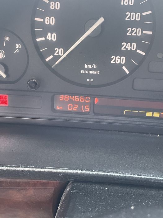 Продам BMW 730 e32