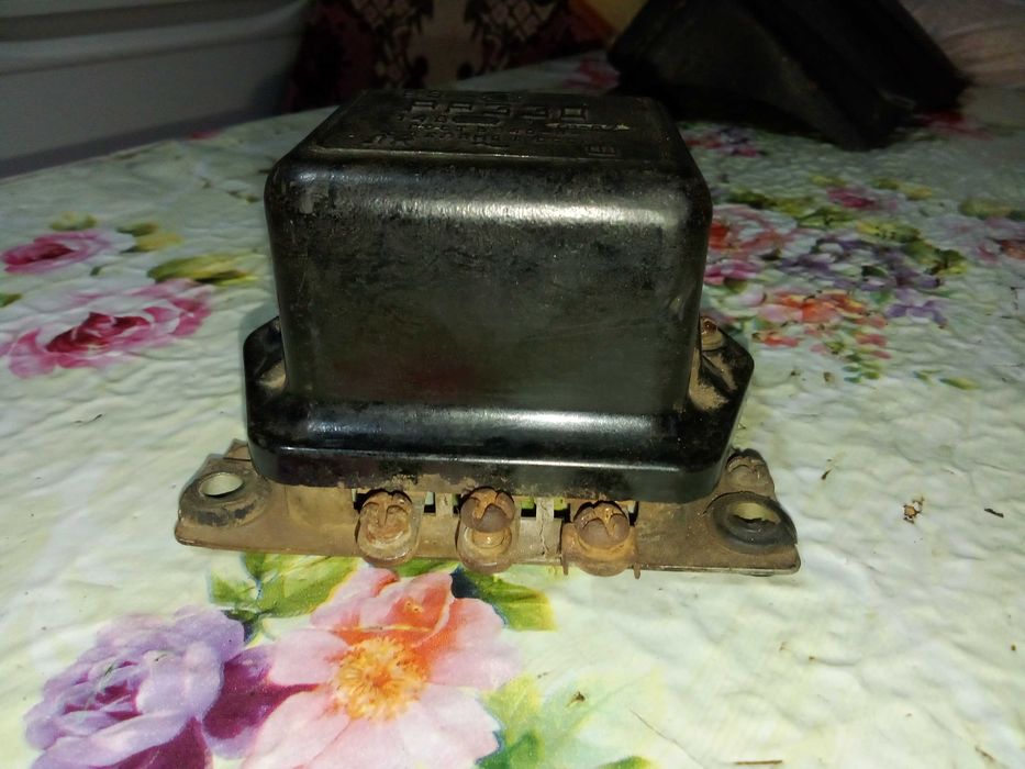 Реле зарядки РР-330 МТ Днепр