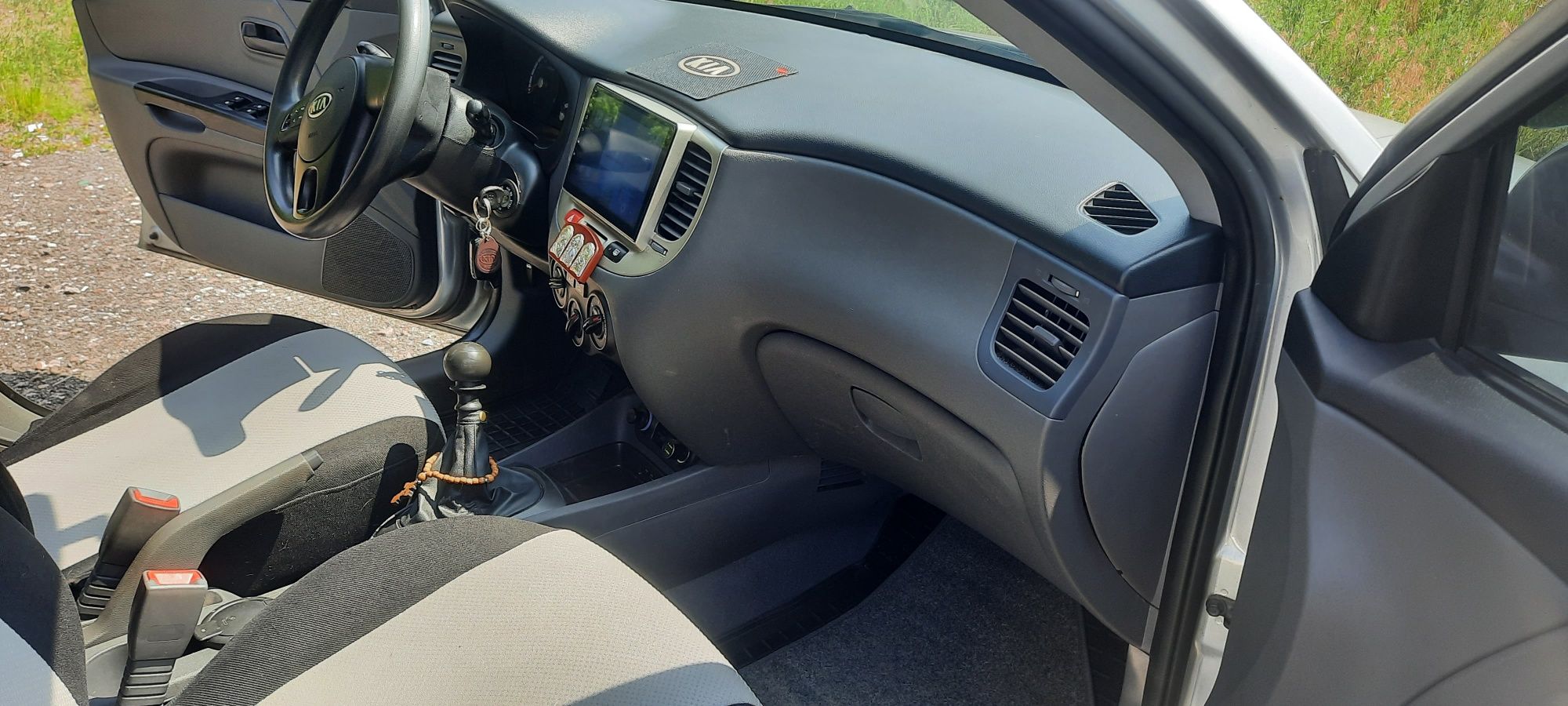 Продаж авто Kia Rio