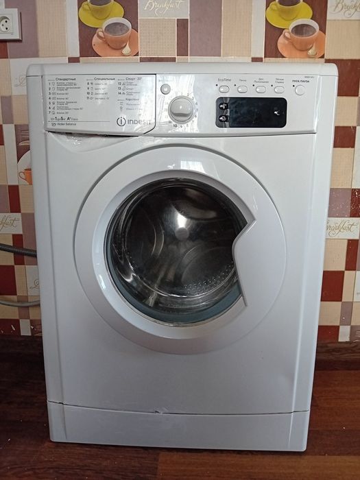 Стиральная машинка Индезит