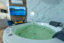 apartament z prywatnym jakuzzi Poznań