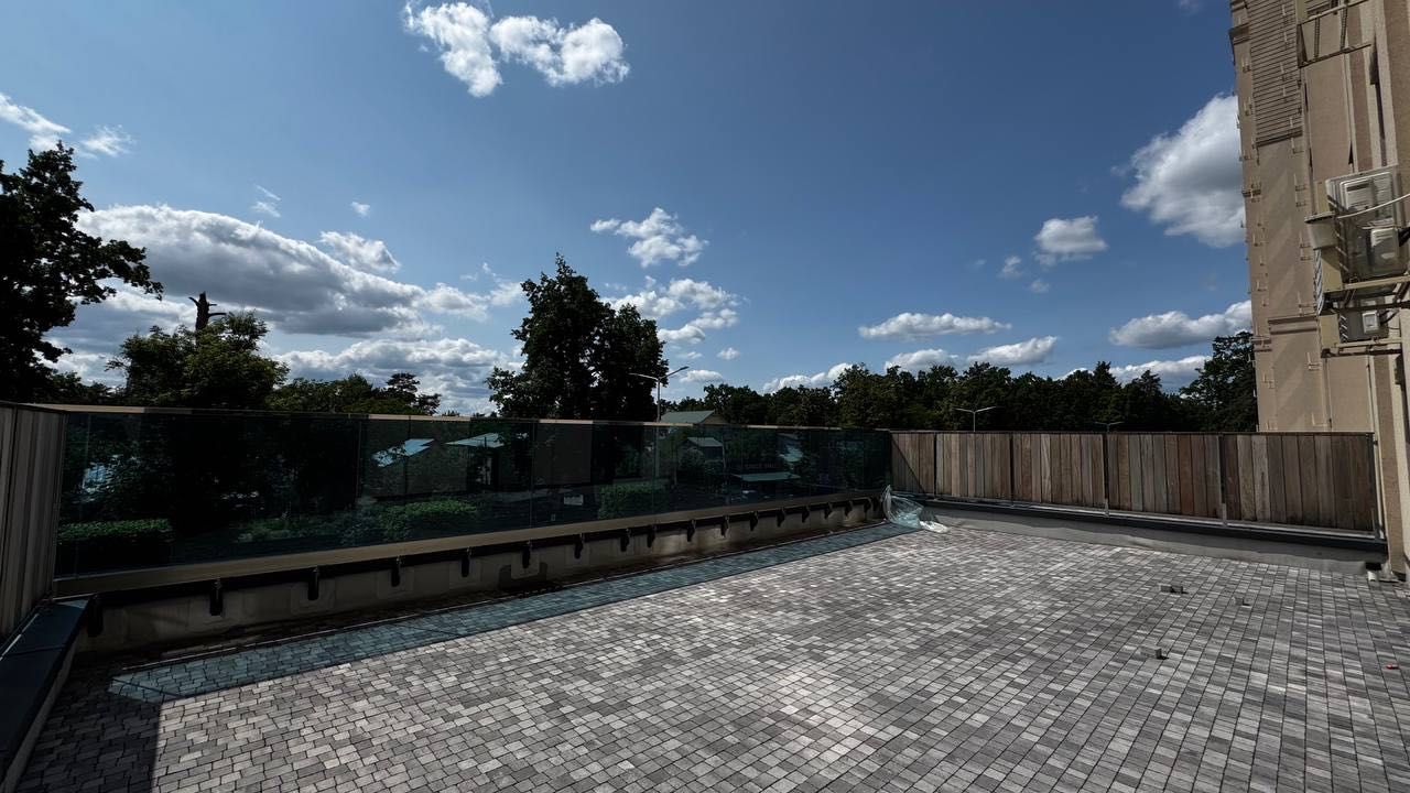 ПРОДАМ 2к Квартира Новий ремонт Центральний Преміум Парк дубки