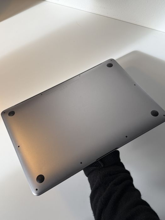 MacBook Air M1 8GB Ram 256 SSD