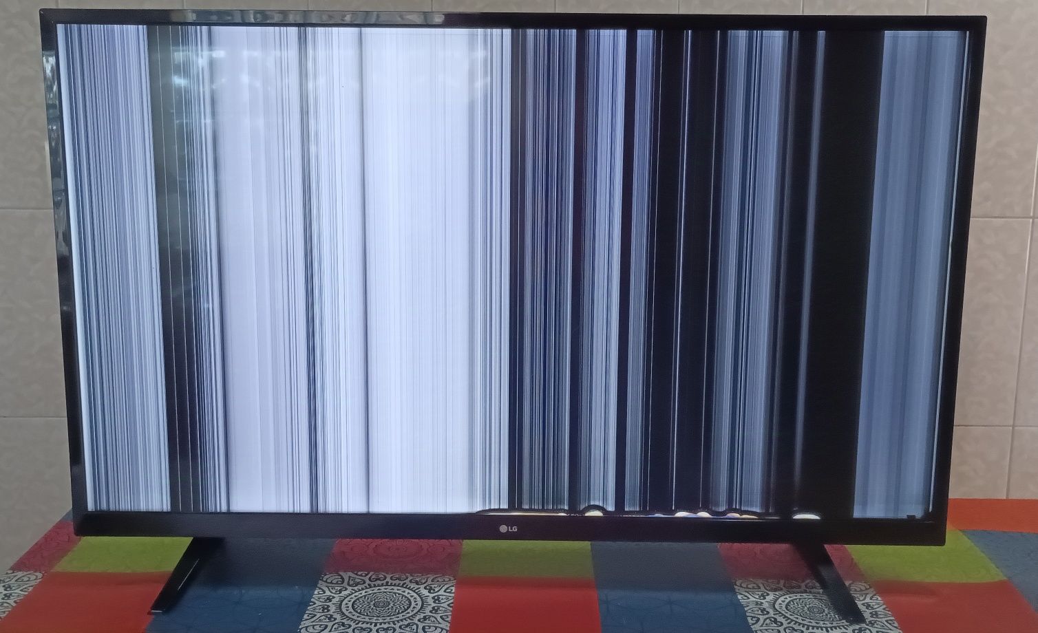 Smart Tv Led LG 43 Polegadas, Modelo 43LGUJ620V-ZA
