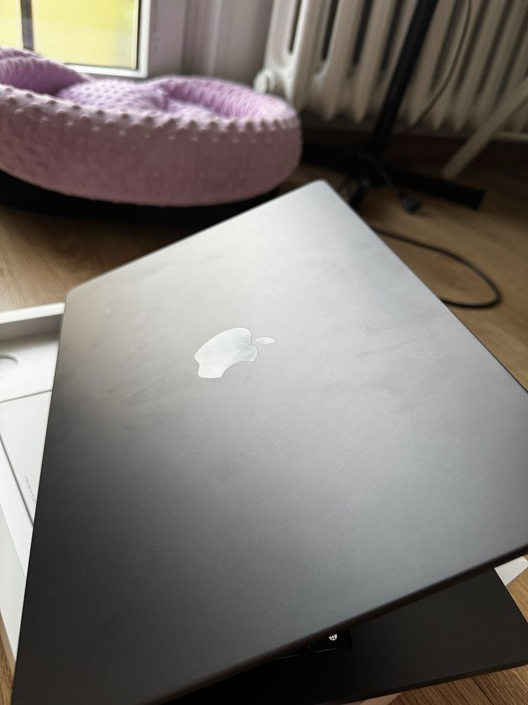 Laptop APPLE MacBook Pro 2024 14"