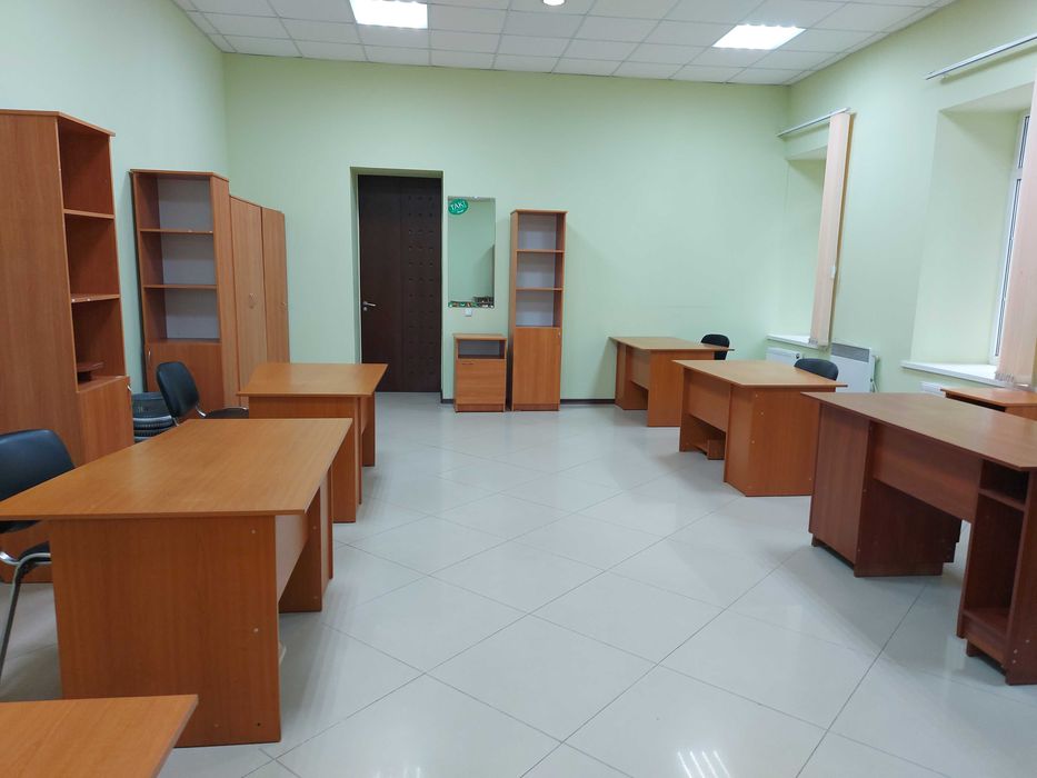 Сдам в Чугуеве помещение с мебелью, пл. 56 кв.м